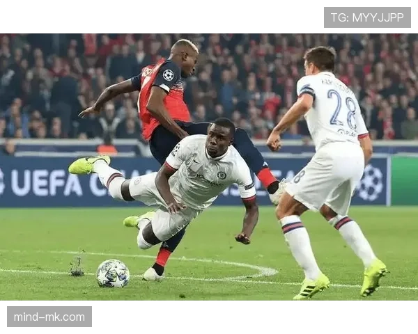 里尔边路进攻持续升级，稳健表现再创佳绩