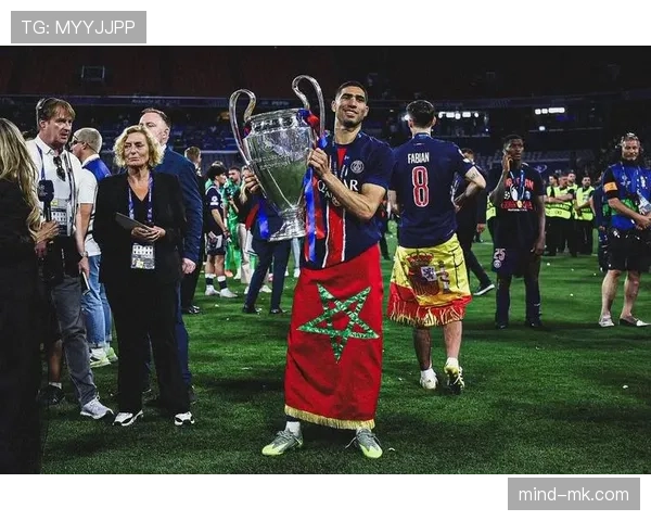 阿什拉夫国家队出场达里程碑,持续提升摩洛哥右路攻防表现 阿什拉夫国家队出场达里程碑,持续提升摩洛哥右路攻防表现