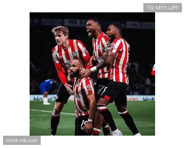 曼联问题不在投入不足，而在决策逻辑影响球队竞争力